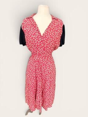 Red Floral Wrap Dress with Short Sleeves and Tie Waist